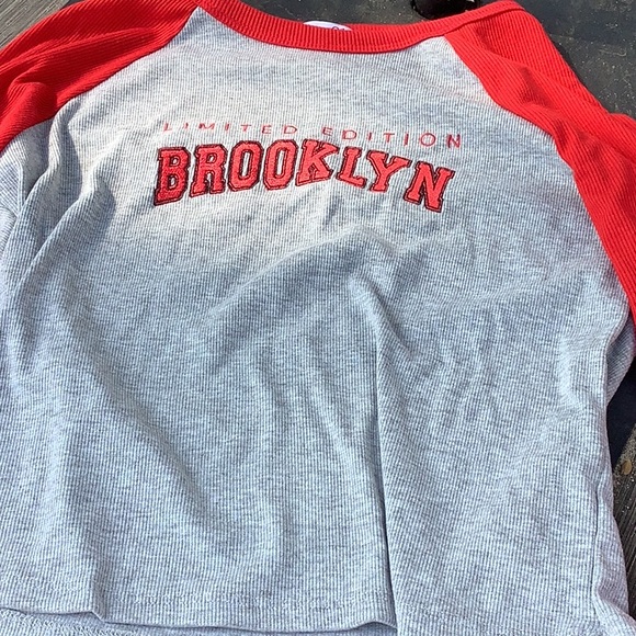 “Limeted edition Brooklyn “ Red and grey long sleeve tee - Picture 5 of 5